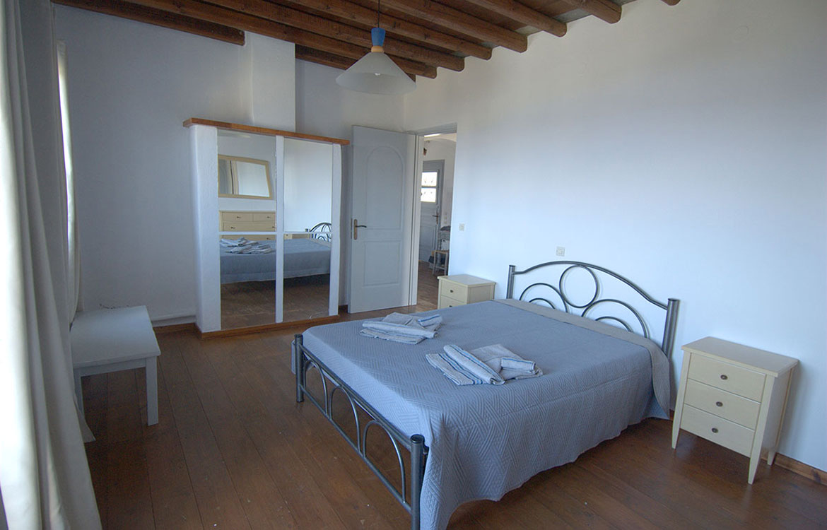 Chambre avec lit double