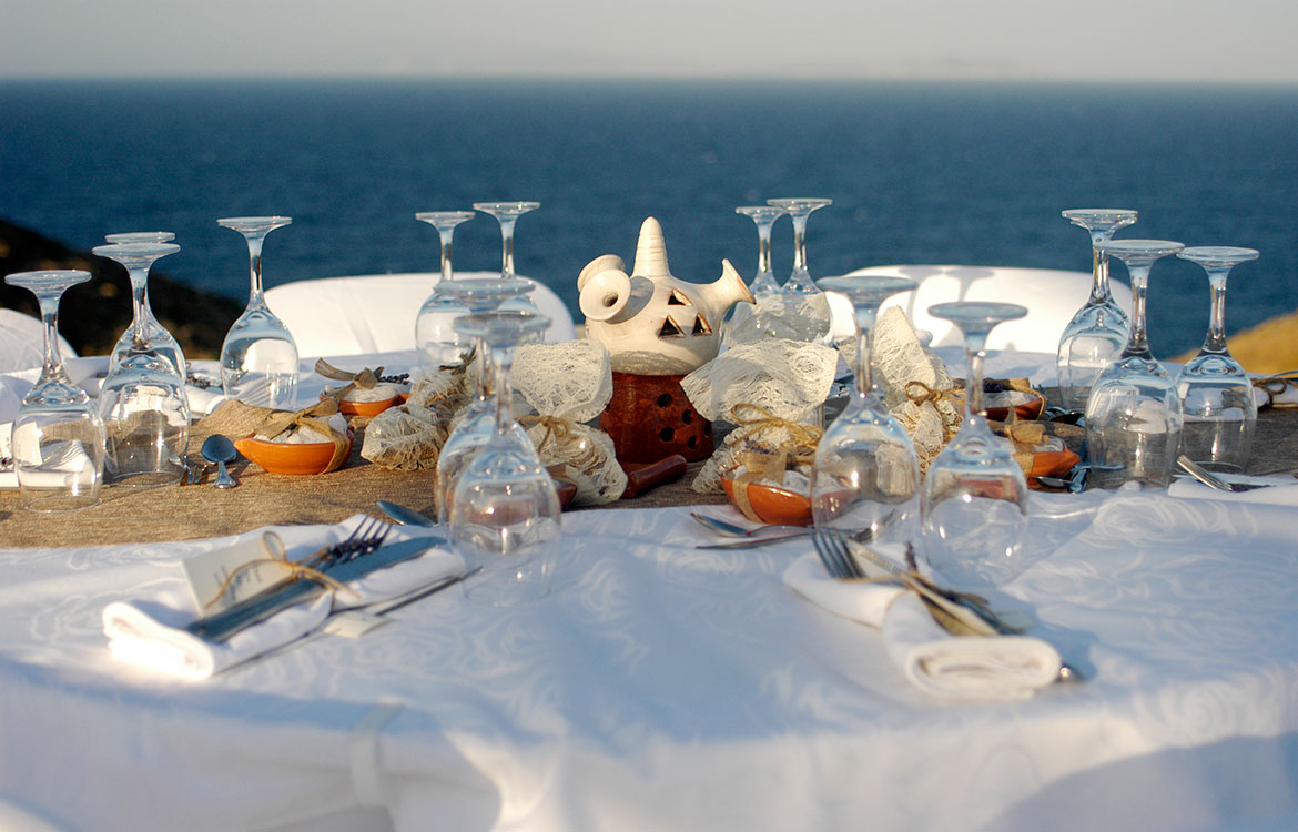 Réception de mariage à l'hôtel Napos de Sifnos